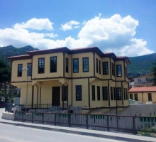 Sarı Konak