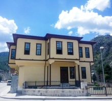 Sarı Konak