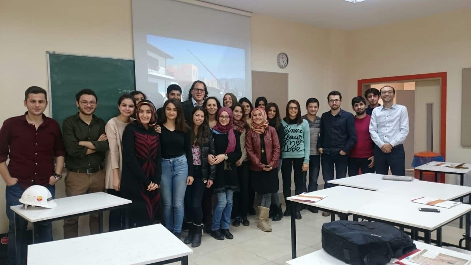 Kocaeli Üniversitesi - Mehmet Akif Asmaz